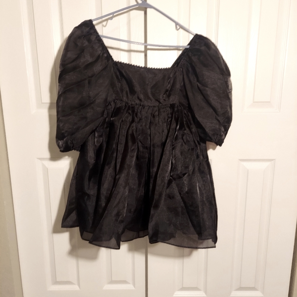 Selkie Black Puff Dress
